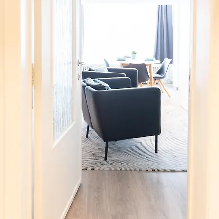 Ruime 2 Pers Bij Casino Oostende: Geniet Zee, Kunst, En Relax Daire *