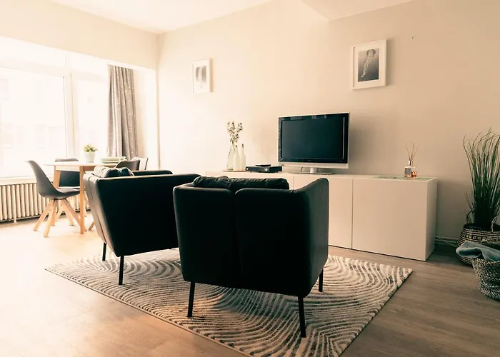 Apartment Ruime 2 Pers Bij Casino Oostende: Geniet Zee, Kunst, En Relax Ostend